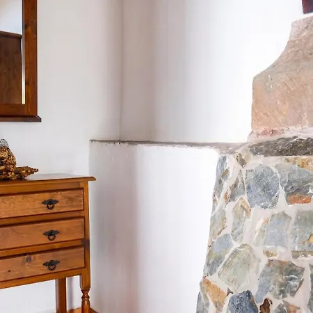 Apartment Charming In Silos, 80m² With Terrace Los Silos